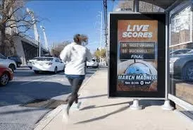Señalización digital al aire libre